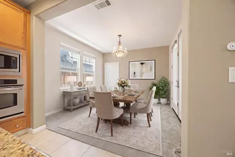 Dining - 1081 Madrone Ave, Vallejo, CA 94592 photo 1 of 1