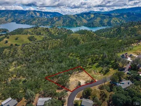 1012 Eastridge Dr, Napa, CA 94558
