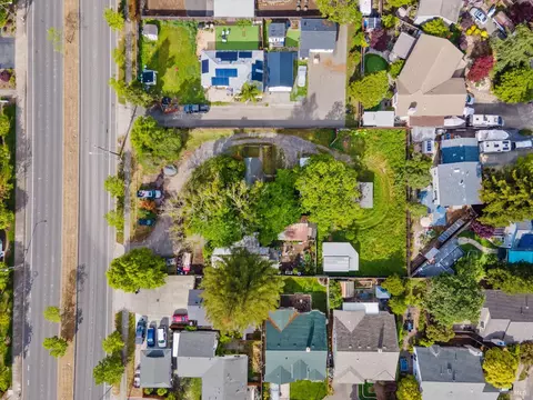 2457 Guerneville Rd, Santa Rosa, CA 95403