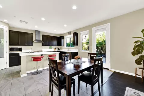 Dining - 4538 Paseo Dr, Fairfield, CA 94534 photo 5 of 5