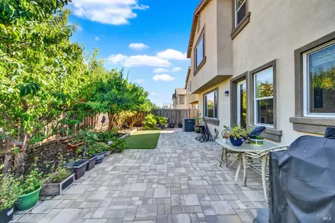 Exterior - 4538 Paseo Dr, Fairfield, CA 94534 photo 7 of 8