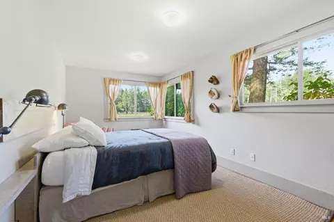 Bedroom - 425 Cold Springs Rd, Angwin, CA 94508 photo 1 of 7