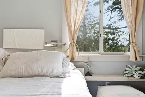 Bedroom - 425 Cold Springs Rd, Angwin, CA 94508 photo 6 of 7