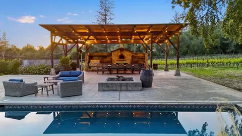 Exterior - 425 Cold Springs Rd, Angwin, CA 94508 photo 10 of 10
