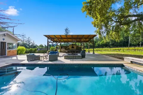 Exterior - 425 Cold Springs Rd, Angwin, CA 94508 photo 3 of 10