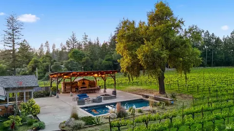 425 Cold Springs Rd, Angwin, CA 94508