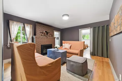 Living - 425 Cold Springs Rd, Angwin, CA 94508 photo 4 of 4