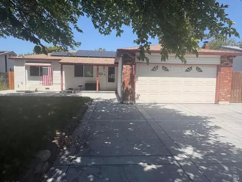 1655 Amapola St, Vacaville, CA 95687