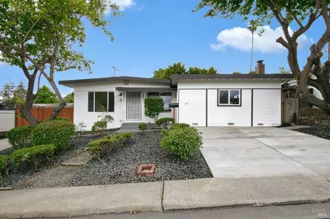 216 Los Gatos Ave, Vallejo, CA 94589