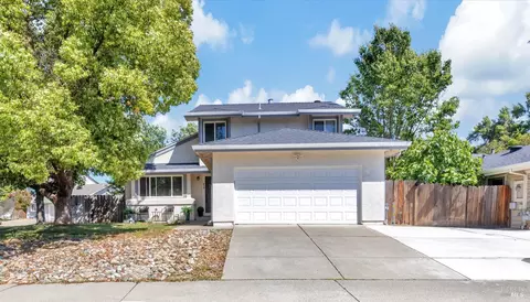 639 Shannon Dr, Vacaville, CA 95688
