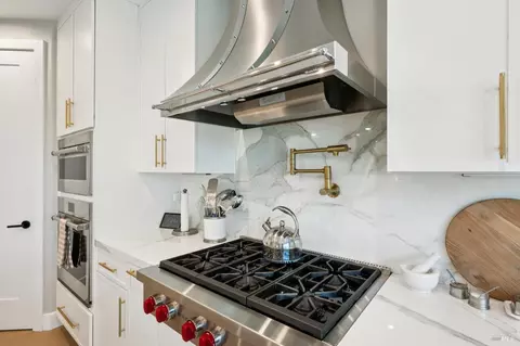 Kitchen - 8248 Honor Pl, Cotati, CA 94931 photo 6 of 11