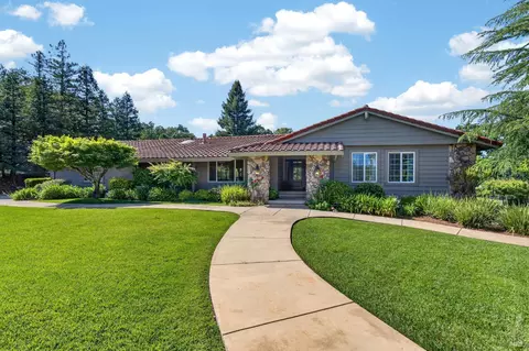 Exterior - 1541 Chablis Rd, Healdsburg, CA 95448 photo 4 of 29