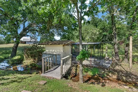 Exterior - 1541 Chablis Rd, Healdsburg, CA 95448 photo 21 of 29