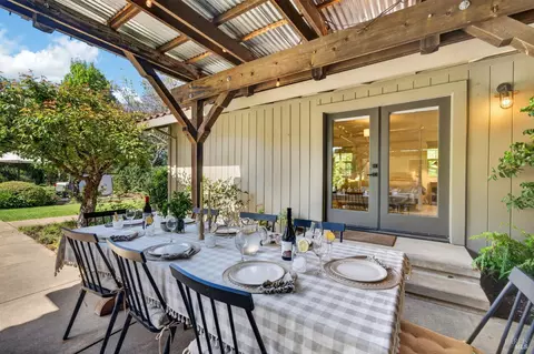Exterior - 1541 Chablis Rd, Healdsburg, CA 95448 photo 14 of 29