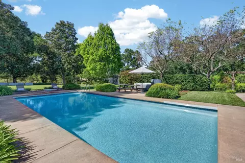 Exterior - 1541 Chablis Rd, Healdsburg, CA 95448 photo 8 of 29