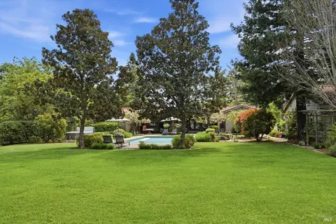 Exterior - 1541 Chablis Rd, Healdsburg, CA 95448 photo 19 of 29