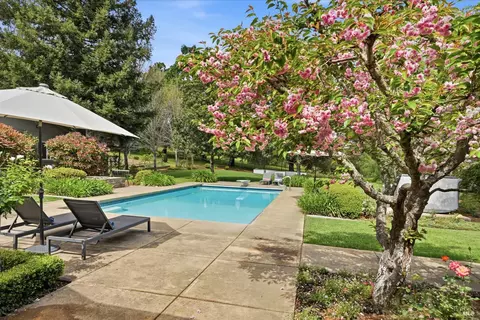 Exterior - 1541 Chablis Rd, Healdsburg, CA 95448 photo 3 of 29