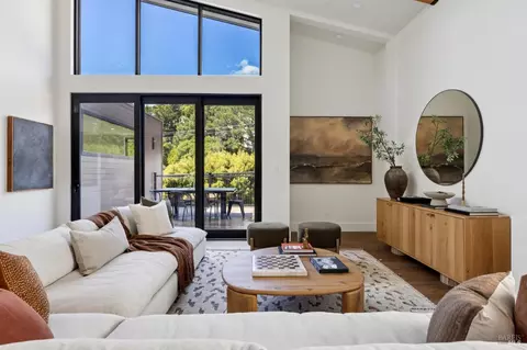 Living - 321 Loring Ave, Mill Valley, CA 94941 photo 2 of 5