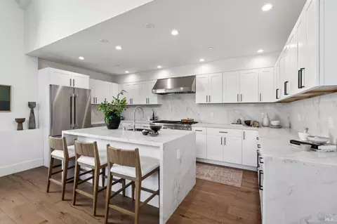 Kitchen - 321 Loring Ave, Mill Valley, CA 94941 photo 1 of 4