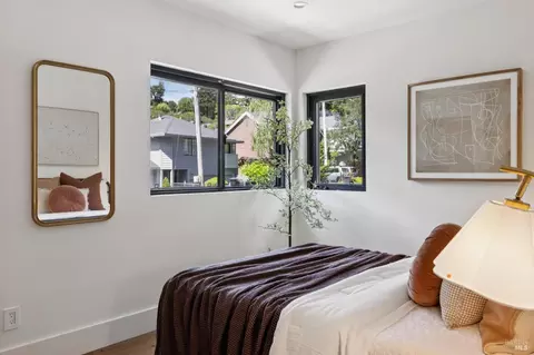 Bedroom - 321 Loring Ave, Mill Valley, CA 94941 photo 3 of 3