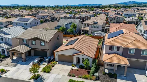 View/Area - 3044 Balance Cir, Fairfield, CA 94533 photo 3 of 12