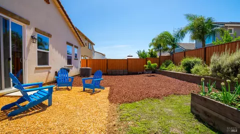 Exterior - 3044 Balance Cir, Fairfield, CA 94533 photo 5 of 13