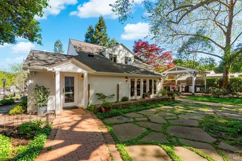 Exterior - 4011 E 3rd Ave, Napa, CA 94558 photo 15 of 30