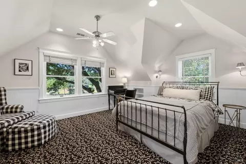 Bedroom - 4011 E 3rd Ave, Napa, CA 94558 photo 9 of 11