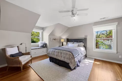 Bedroom - 4011 E 3rd Ave, Napa, CA 94558 photo 1 of 11