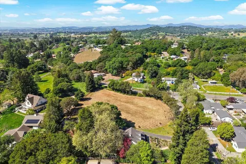 View/Area - 4011 E 3rd Ave, Napa, CA 94558 photo 4 of 8