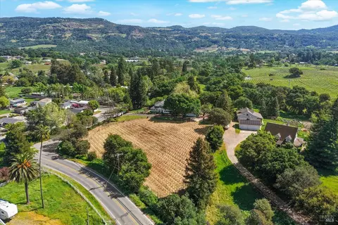 View/Area - 4011 E 3rd Ave, Napa, CA 94558 photo 2 of 8