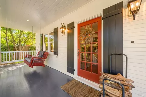 Exterior - 4011 E 3rd Ave, Napa, CA 94558 photo 4 of 30