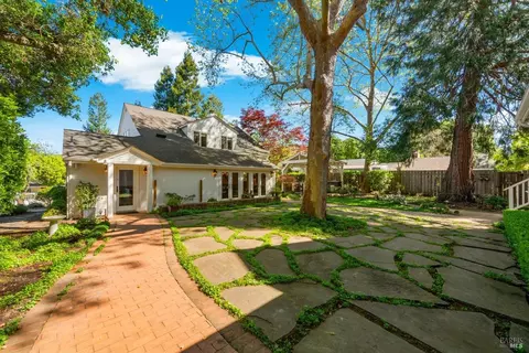 Exterior - 4011 E 3rd Ave, Napa, CA 94558 photo 13 of 30