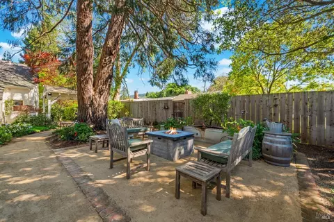 Exterior - 4011 E 3rd Ave, Napa, CA 94558 photo 8 of 30