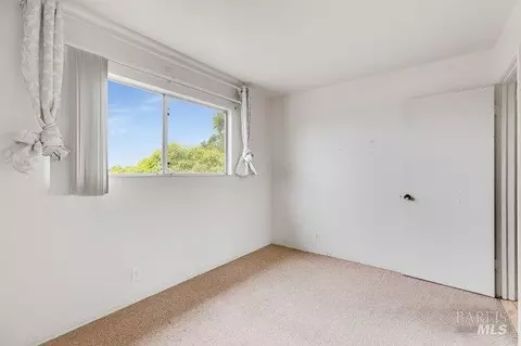 Bedroom - 431 Gonzaga Ave, Vallejo, CA 94589 photo 6 of 8
