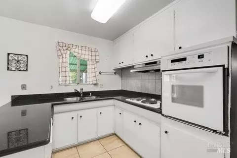 Kitchen - 431 Gonzaga Ave, Vallejo, CA 94589 photo 1 of 1