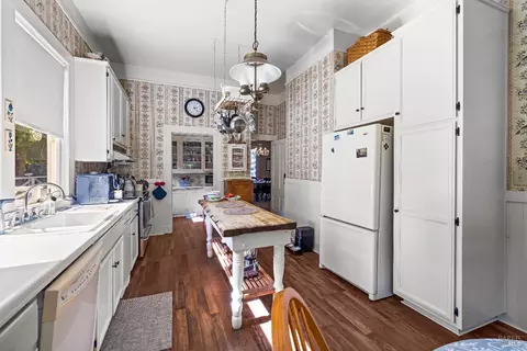 Kitchen - 2000 Mcgary Rd, Vallejo, CA 94591 photo 2 of 2