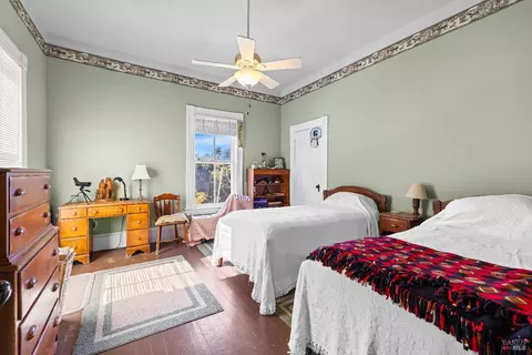 Bedroom - 2000 Mcgary Rd, Vallejo, CA 94591 photo 3 of 4