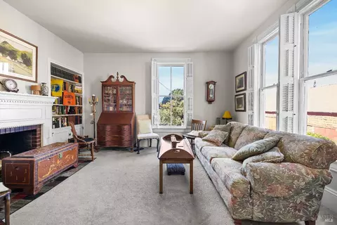 Living - 2000 Mcgary Rd, Vallejo, CA 94591 photo 1 of 2
