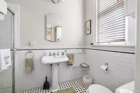 Bath - 2000 Mcgary Rd, Vallejo, CA 94591 photo 1 of 3