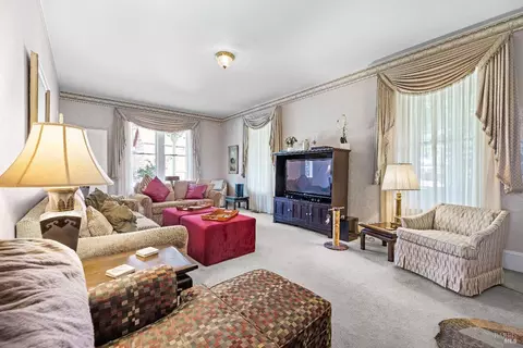 Living - 2000 Mcgary Rd, Vallejo, CA 94591 photo 2 of 2