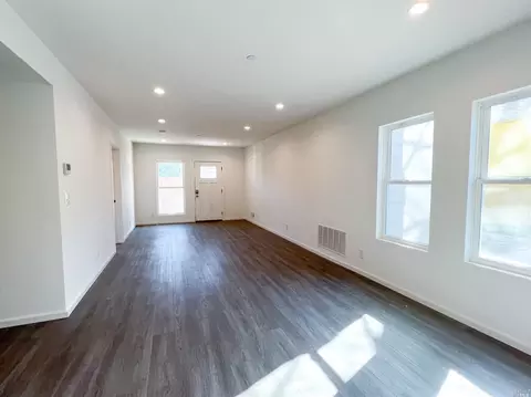 Living - 1418 1418 Apt 2 Northside Ave, Berkeley, CA 94702 photo 2 of 2