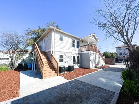 Exterior - 1418 1418 Apt 2 Northside Ave, Berkeley, CA 94702 photo 2 of 12