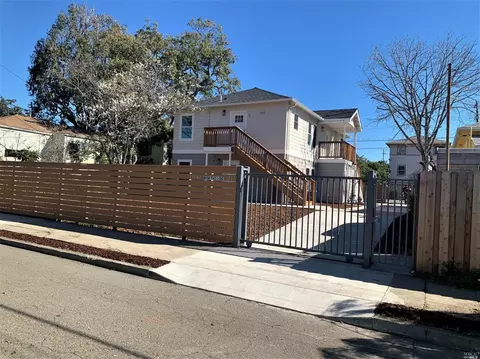 Exterior - 1418 1418 Apt 2 Northside Ave, Berkeley, CA 94702 photo 8 of 12