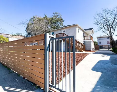 Exterior - 1418 1418 Apt 2 Northside Ave, Berkeley, CA 94702 photo 7 of 12