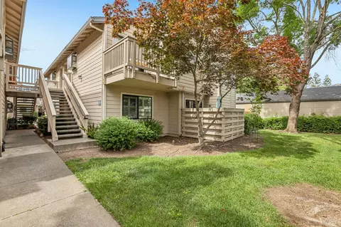 425 Mission Blvd, Santa Rosa, CA 95409