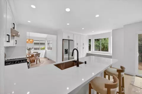 Kitchen - 124 Macklin Dr, Cotati, CA 94931 photo 6 of 6