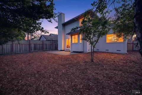 Exterior - 124 Macklin Dr, Cotati, CA 94931 photo 14 of 14