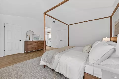 Bedroom - 124 Macklin Dr, Cotati, CA 94931 photo 7 of 8