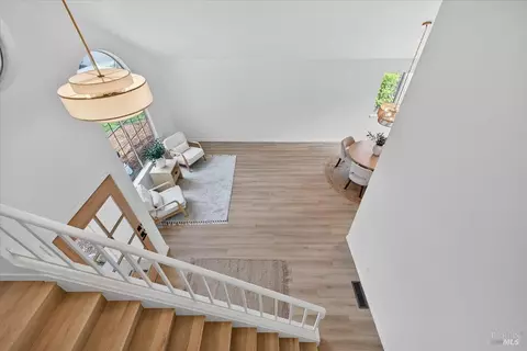 Entry Way - 124 Macklin Dr, Cotati, CA 94931 photo 3 of 3